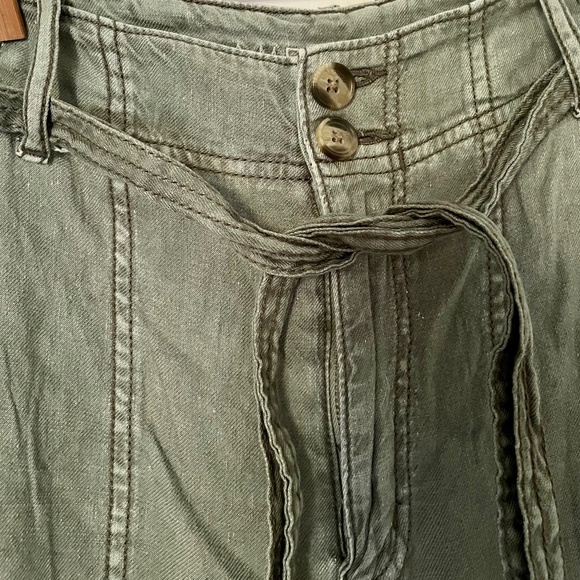 American Eagle Outfitters Olive Green Tie Cargo Pants | Size 4 - Picture 4 of 8